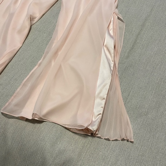 St. John knit set - make an offer - Picture 8 of 16